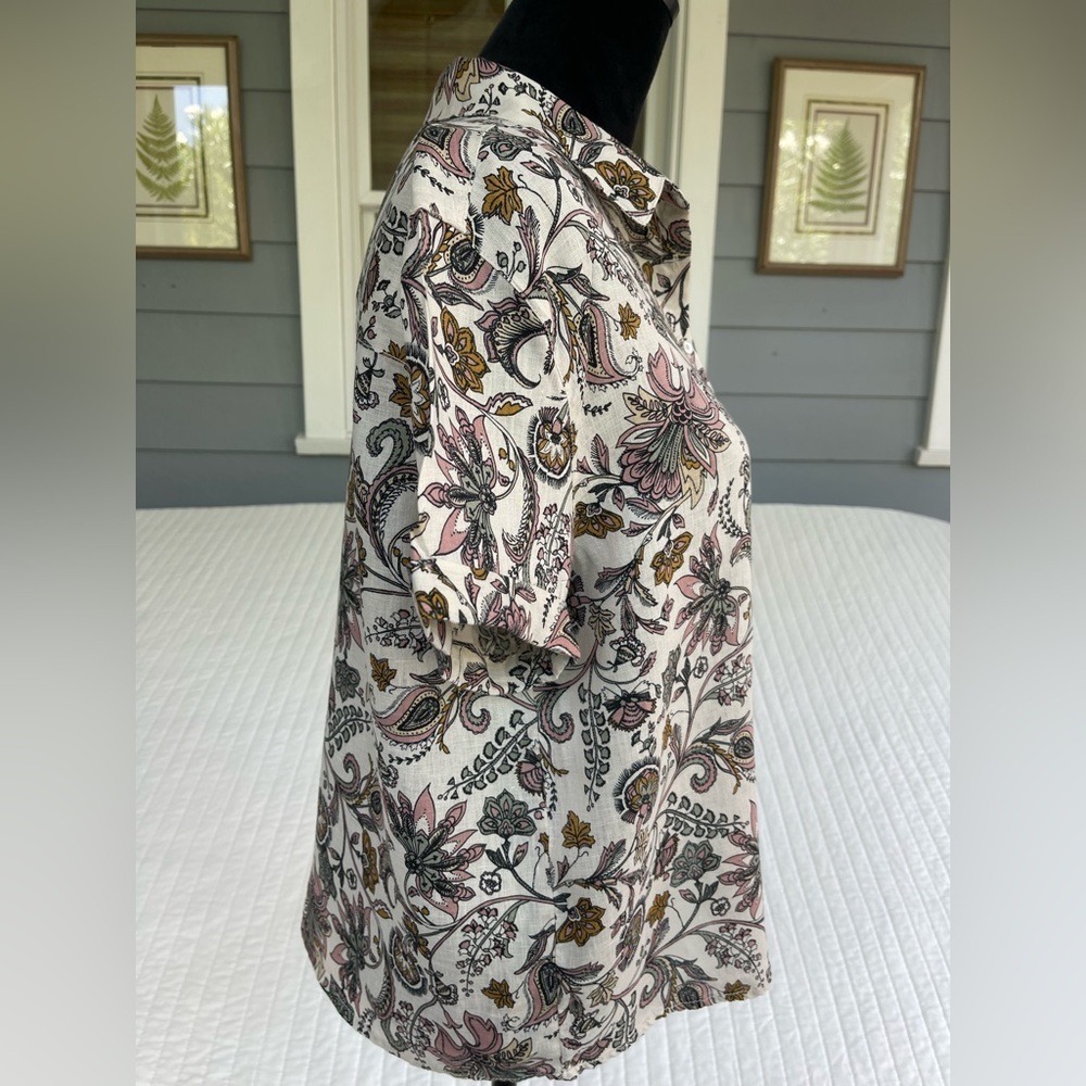 Rachel Zoe size medium, button-down, blouse, floral Paisley, print 100%Linen
